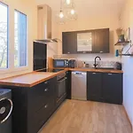 Nouveau-charmant T1 Rénové, Balcon Vue Sur La Garrigue Apartamento Gréoux-les-Bains