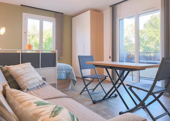 Nouveau-charmant T1 Renove, Balcon Vue Sur La Garrigue *